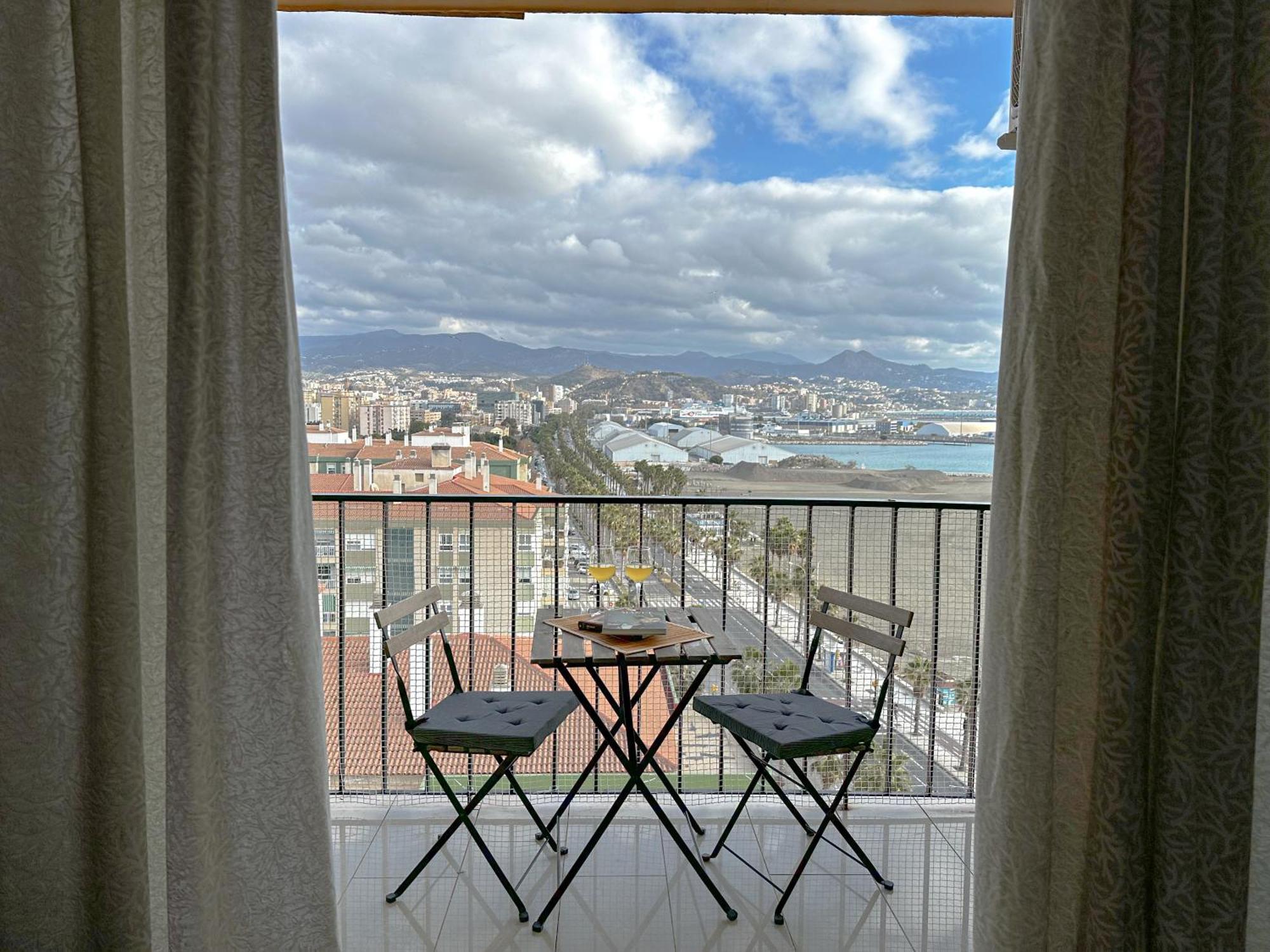 מאלגה Apartamento Mirador Del Mediterraneo מראה חיצוני תמונה